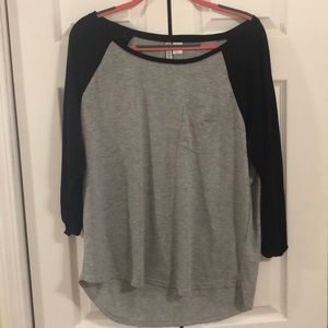 Baseball tee
